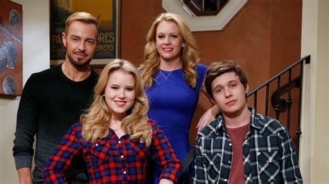 Melissa and joey cast